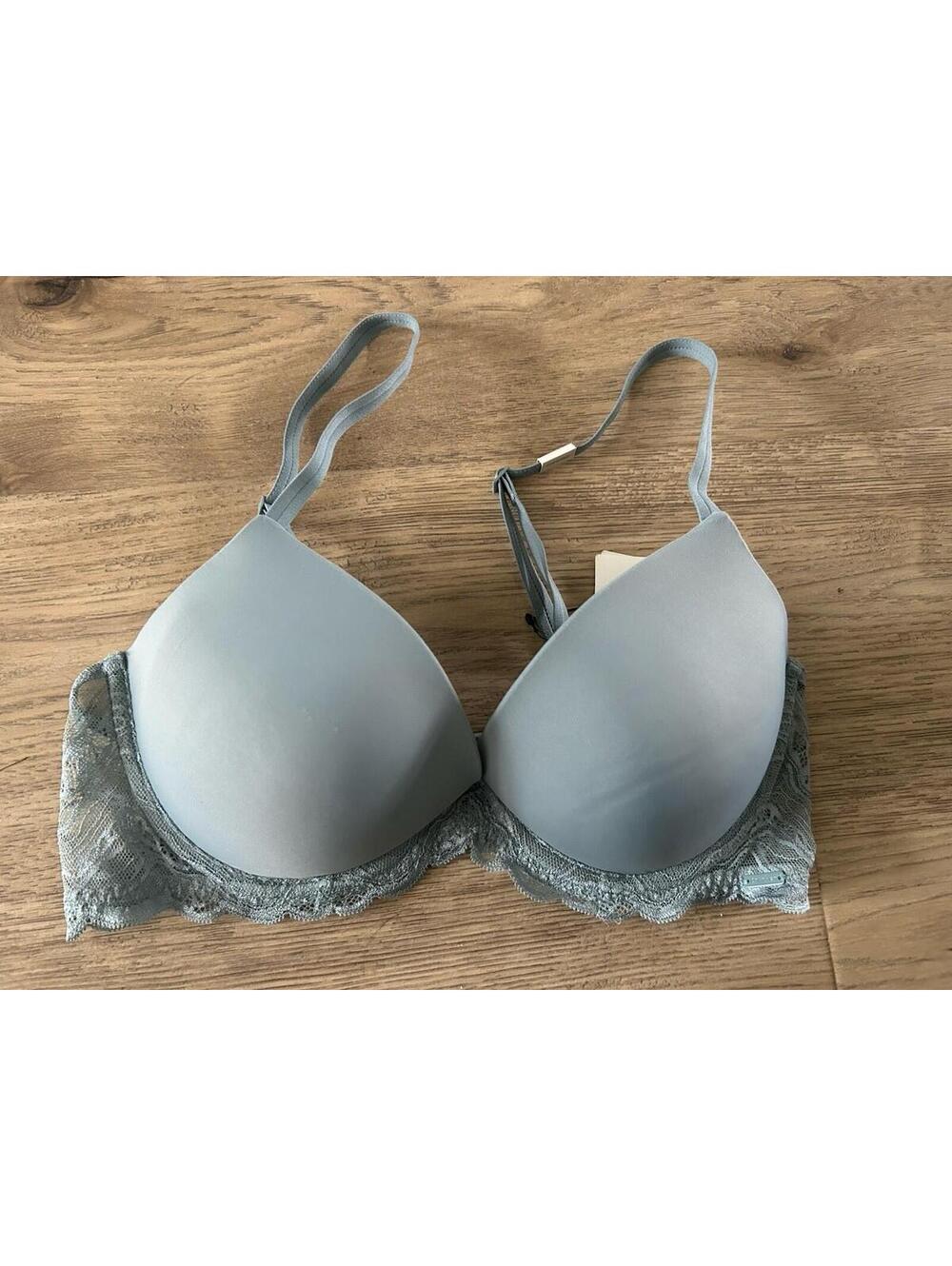 Calvin Klein Women's Sensual Stretch Lace Lift Demi Bra Size 36 B